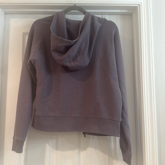 Under Armour zip up - Picture 5 of 6